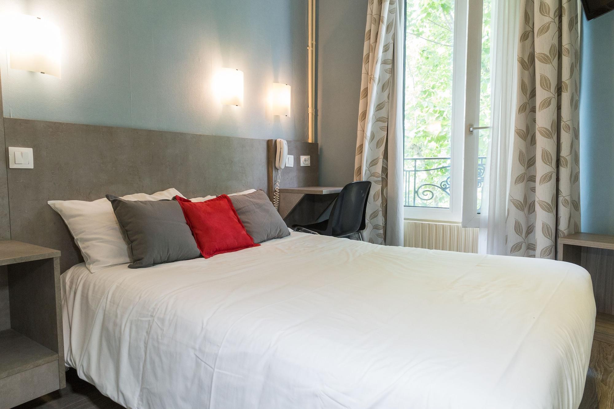 Panam Hotel Paris Gambetta- Place Gambetta-Mairie Du 20 Emme Kültér fotó