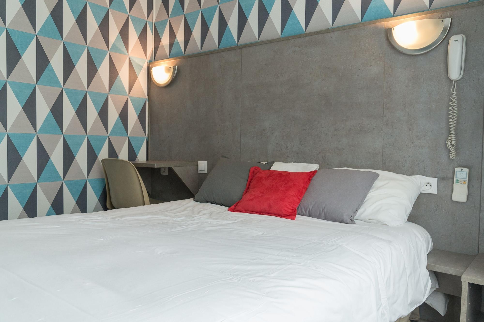 Panam Hotel Paris Gambetta- Place Gambetta-Mairie Du 20 Emme Kültér fotó