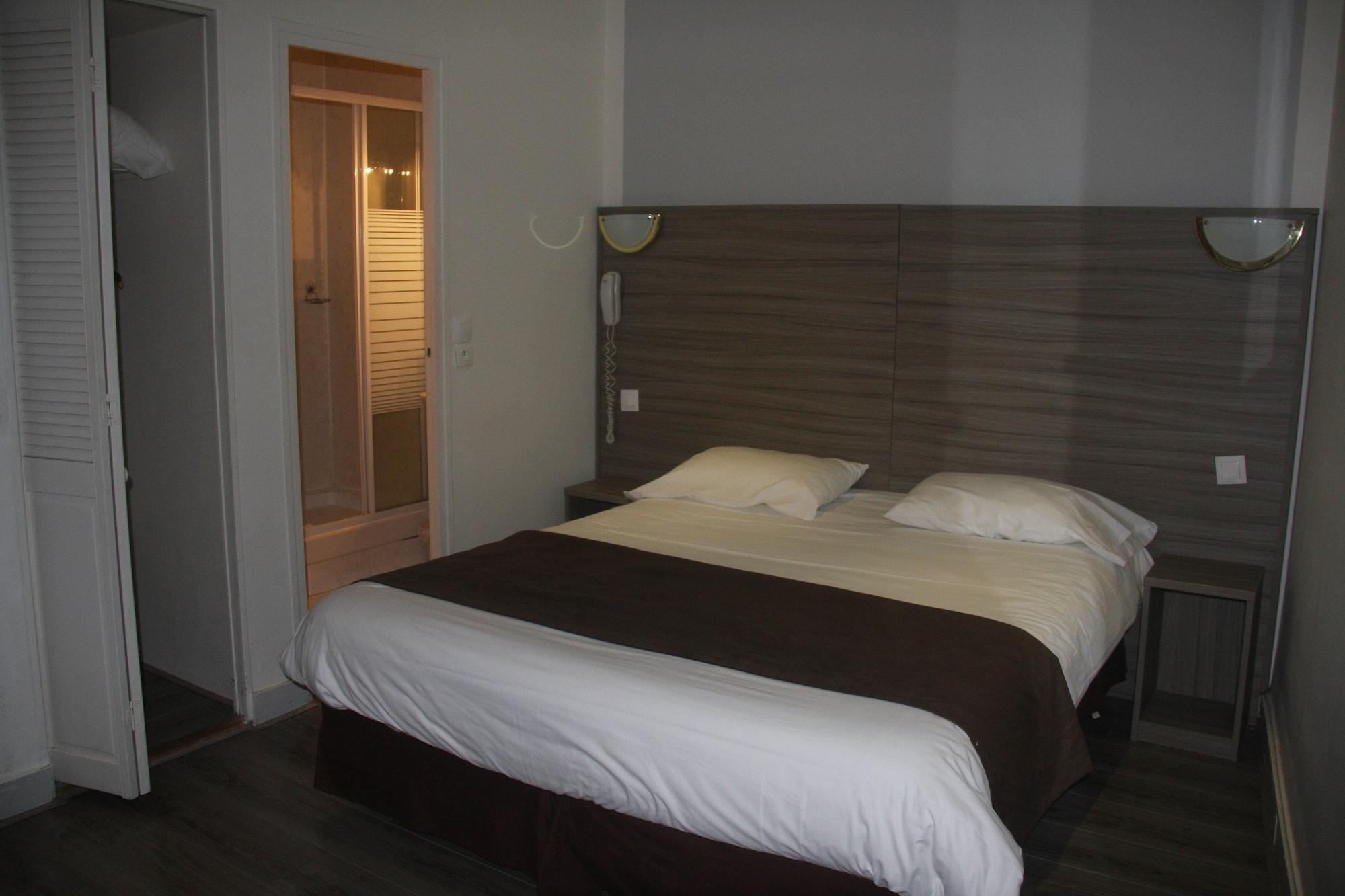 Panam Hotel Paris Gambetta- Place Gambetta-Mairie Du 20 Emme Kültér fotó