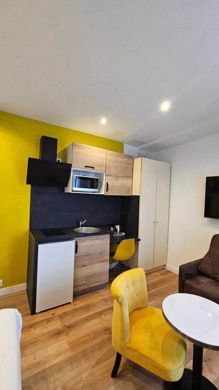 Panam Hotel Paris Gambetta- Place Gambetta-Mairie Du 20 Emme Kültér fotó