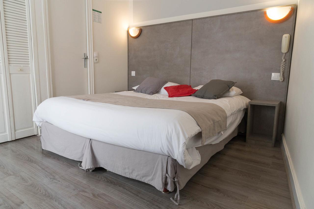 Panam Hotel Paris Gambetta- Place Gambetta-Mairie Du 20 Emme Kültér fotó