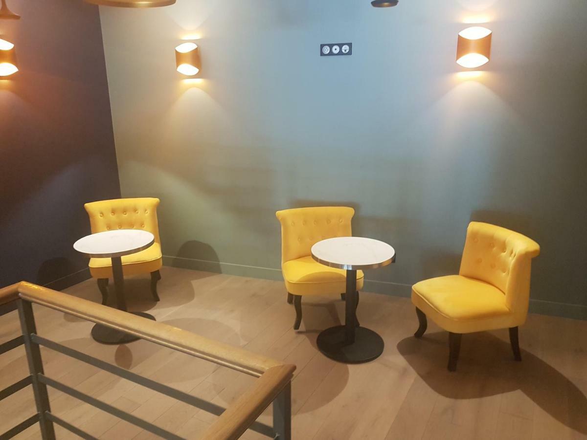 Panam Hotel Paris Gambetta- Place Gambetta-Mairie Du 20 Emme Kültér fotó